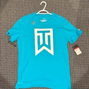 Nike Men's Blue Graphic T-Shirt Tiger Woods